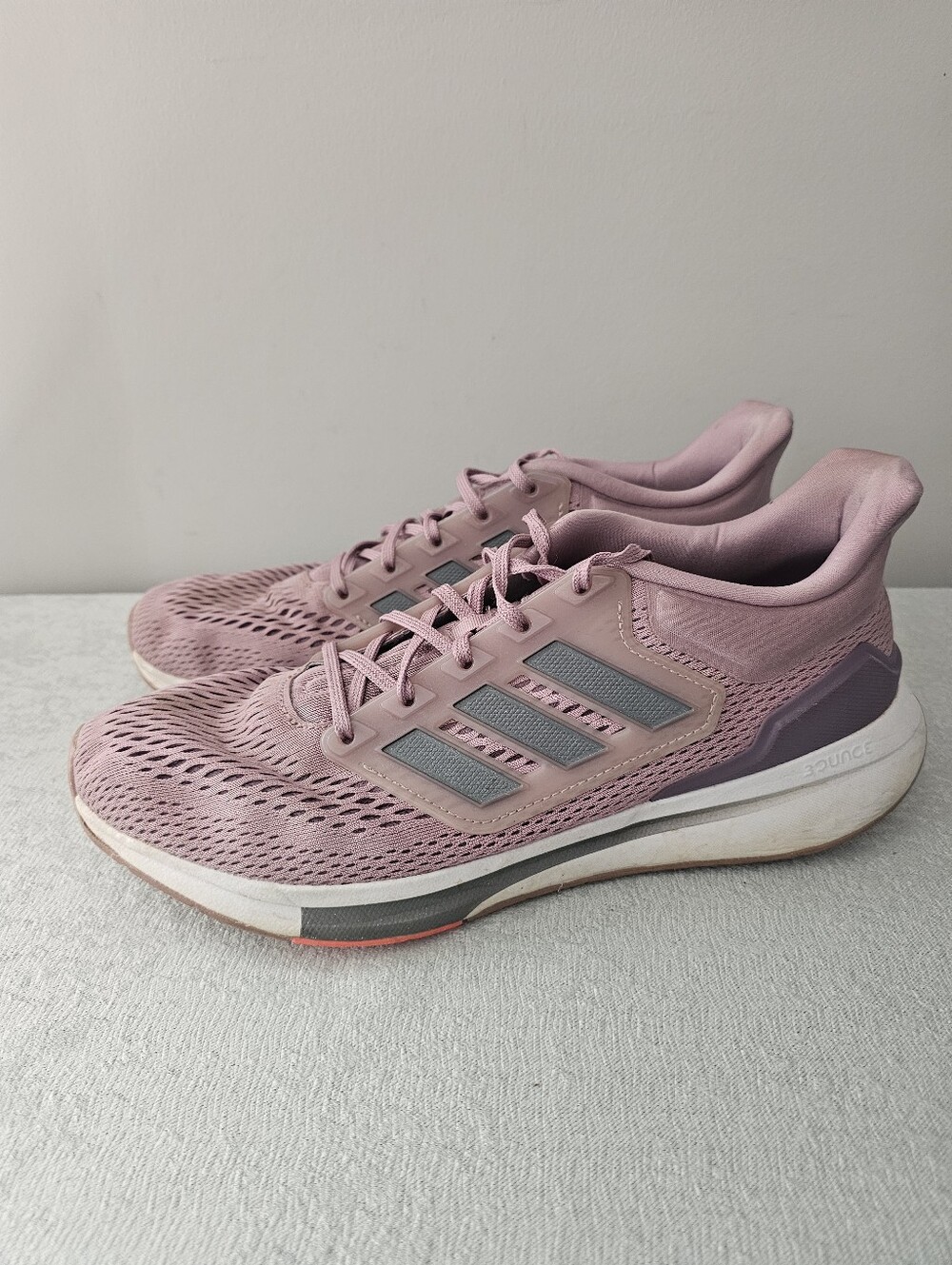 ADIDAS EQ21 Run Womens Athletic Running Shoes, Sneakers